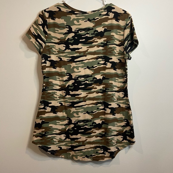 Top - Picture 3 of 3